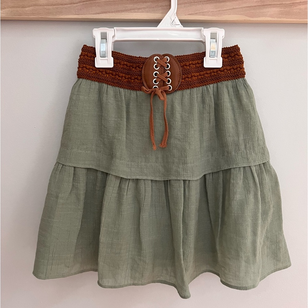 Amy Byer Green Two Tiered Skirt Girls Size 7 / 8